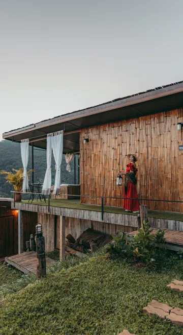 บ้านดับเบิลพร้อมเครื่องปรับอากาศ วิวเนินเขา