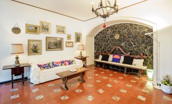 Villa Tanca with AC, Terrace and Views