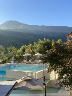Two Groundhog Moganshan Wild Luxury Private Soup Holiday Home Hotels near Moganshan Xiantan Water Park