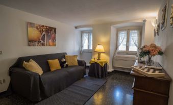 Mainetta Sea View Apartment with AC