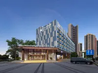 Yiba Golf Hotel (Zhuhai Gongbei Port International Convention and Exhibition Center) 湾仔市場周辺のホテル