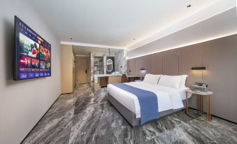 Fuzhou Modern Crown Hotel (Cangshan Wanda Branch)