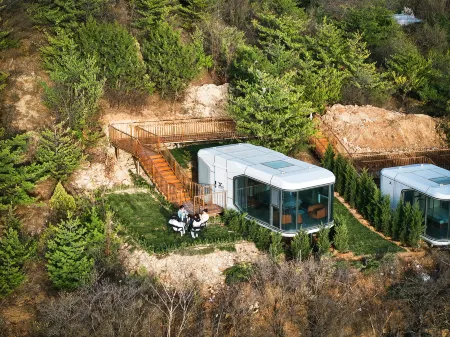 Taihang Honggu Starry Sky Camp Отели в г. Циньшуй