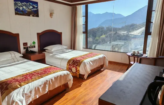 米林醉美索松酒店