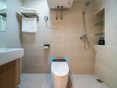 Juzi Time Scenic Hotel (Yantai University Wanxianghui) Отели рядом с достопримечательностью «Wenjing College Yantai University»