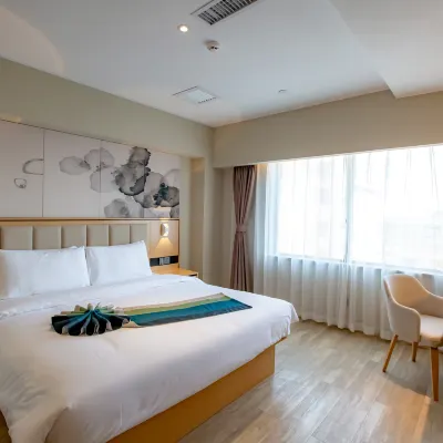 Homeinn Selected Hotel (Kunming Tongde Plaza Baiyun Road Metro Station Store) Hotels near Panlong District