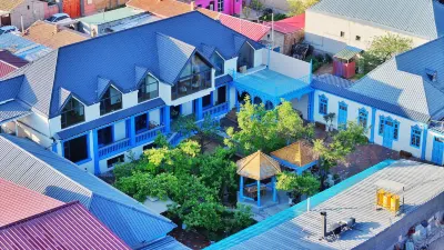 Tekes LanxinqijuHomestay