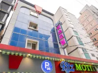 Ritz Sillim Hotels near ناكسونغدي