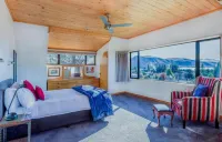 The Lake House Hotels near Lake Tekapo