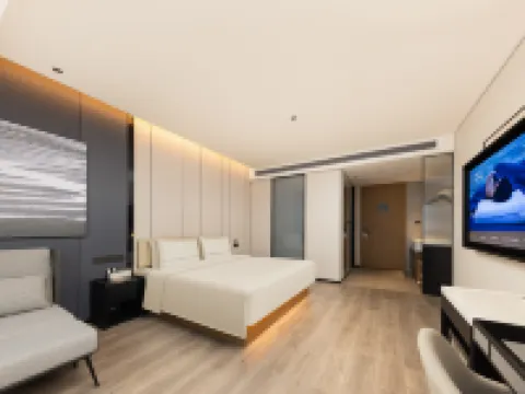 Atour Hotel Yunfu Luoding Taide Tianrun Plaza Hotel di Luoding