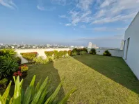 Luxury Spacious Ensuite in The Capital City