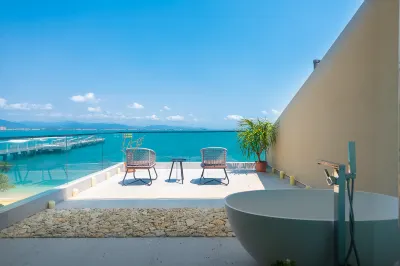 Amusing B&B West Island SanYa Отели рядом с достопримечательностью «Западный остров»