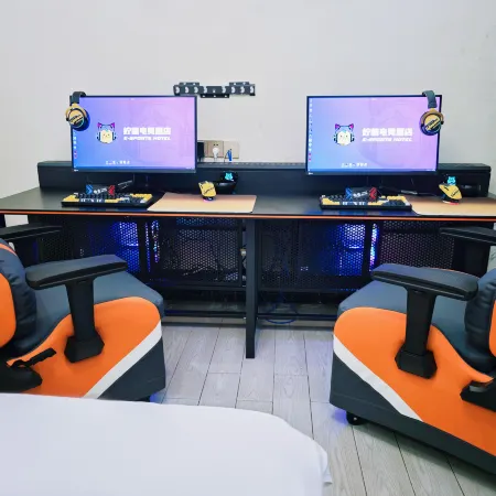 Ningmeng E-sports Homestay (Zhudu Avenue)