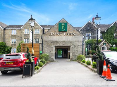 Tong Park Hotel