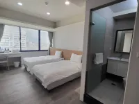 ซิงอี้ เวินลวี่ สตาร์ อี้ โฮเทล โรงแรมใกล้เขื่อนเหรินอี้ถาน