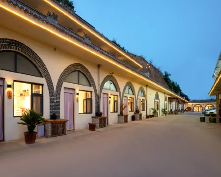 Cave Hotel Hotels in Ji County