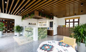 Urban International Youth Hostel