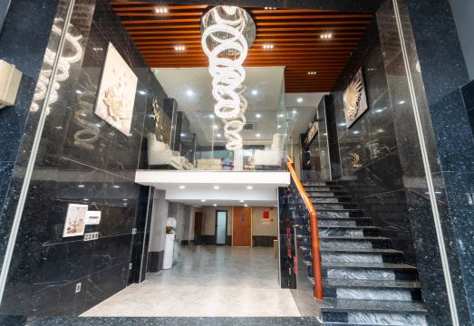 Golden Lunar Hotel 객실