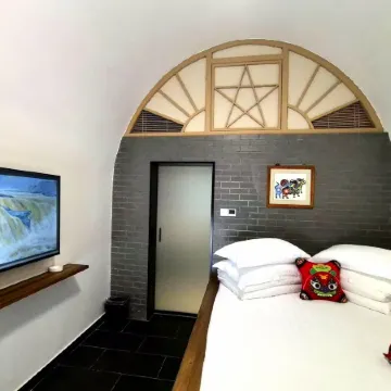Yan'an Heritage Cave Hotel