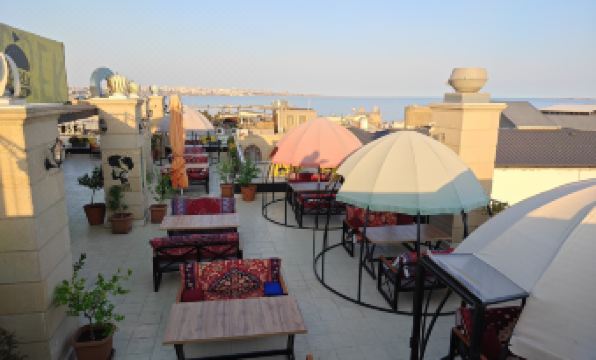 Atropat Old City Hotel