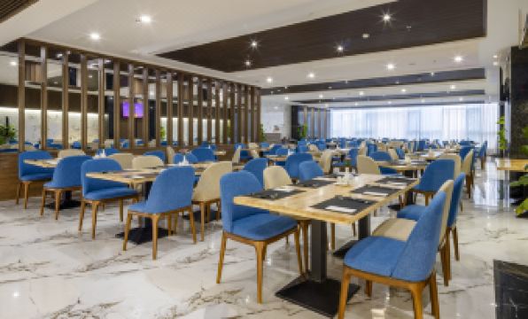 Miracle Luxury Hotel