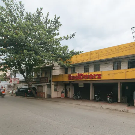 RedDoorz @ Camaman An Cagayan De Oro City Отели в г. Кагаьян Ди Оро