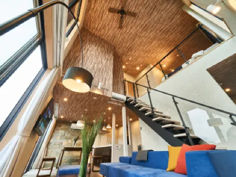 樂天住宿VILLA富士山中湖 鄰近Clover Ranch的酒店