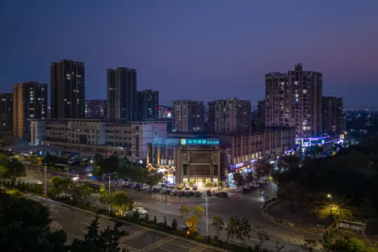 City Comfort Inn (Zhongshan Tanzhou Jindouwan Bus Terminal)