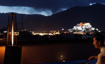 Lhasa Fanlian Hotel