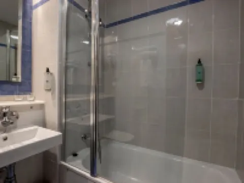 Travelodge Alicante Puerto โรงแรมในอลิกานเต