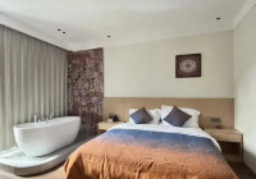 Yun Zhi Qi Homestay at Mount Siguniang (Shuangqiao Valley Scenic Area)