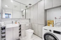 Central 4BR Duplex Apt with Terrace in Ultimo