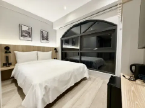 N2 Hotel Hotels in Yi-Chung Bazaar