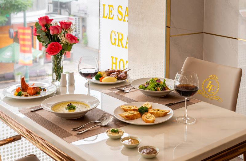 LE Saigon Grand Hotel photo 3