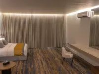 Royal Palace Hotel - Financial District Hotels near Riyadh Park