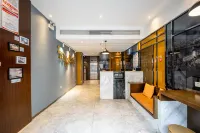 Ruiyang Hotel (Nanjing Confucius Temple Subway Station)