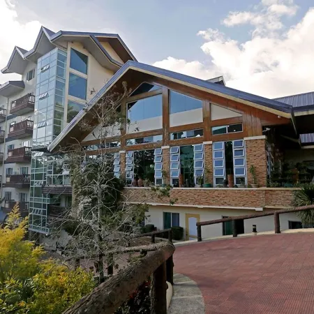 Ridgewood Hotel Baguio near The Mansion