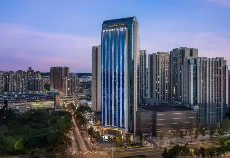 Four Points By Sheraton Mianyang Отели рядом с достопримечательностью «House of Pingyang in Han Dynasty»