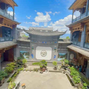 Dali Yiruiju Chinese Inn (Erhai Lake Ecological Corridor Hudiequan) Hotels near Butterfly Spring Park