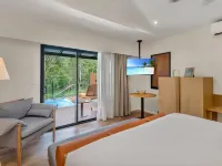 Mercure Darwin Airport Resort Hotels in Darwin