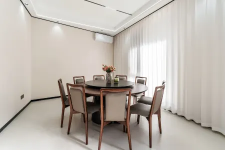 Sanqingshan Zhuangyuan Pavilion Homestay Отели в г. Десин