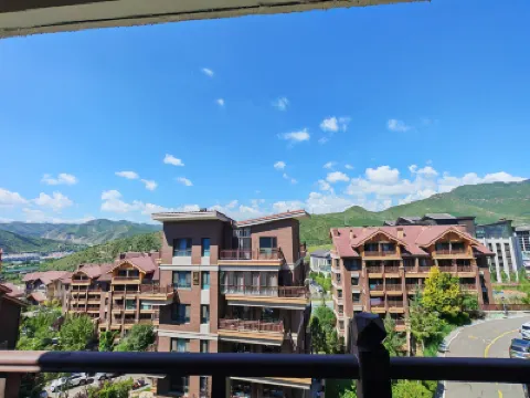 Xiadonglai Apartment (Cuiyun Mountain Galaxy Ski Resort) Hotels near Heping Forest Park