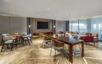 Novotel Pontianak Convention Centre - بار