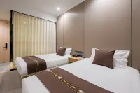 โรงแรมโกลบอลวิลเลจ
