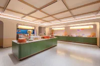 Orange Hotel (Fuyang Yingzhou Wanda Plaza Branch)