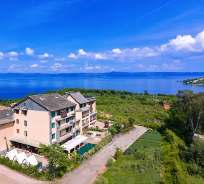 Yibo Garden Hotel (Fuxian Lake)