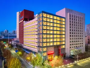 璞悅河景酒店（蘭州中心七里河地鐵站店）