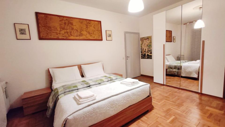 TARAK PALACE INN