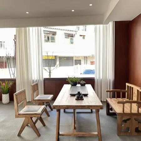 Yinxin Heyuan Hotel (Xie'e Ancient Town)