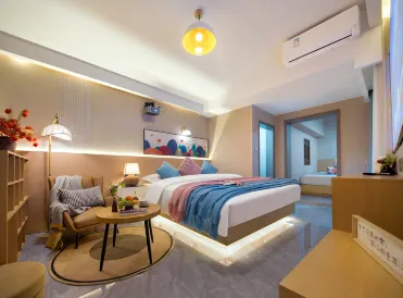 Yunxi Xiaozhu • Audio-Visual Homestay (Zhangjiajie Tianmen Mountain Cableway Branch)